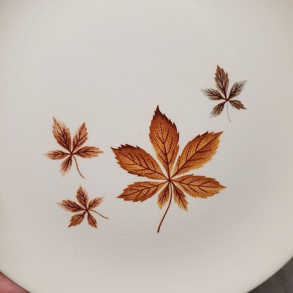 Vintage Taylor Smith & Taylor Ever Yours Random Leaves Dessert Plate 6.5" - Picture 3 of 5